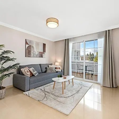 Apartment Prime Location, Cute With Pool Marbella