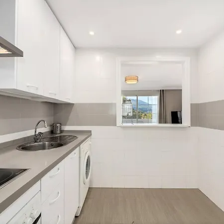 Prime Location, Cute With Pool * Marbella