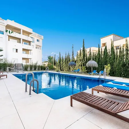 Prime Location, Cute With Pool Apartment Marbella